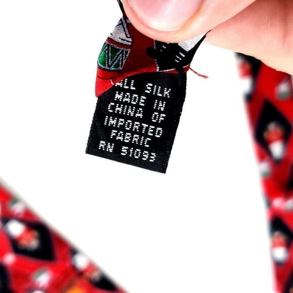 Yule Tie Greetings Hallmark Nutcracker Jacquard Print Red Black Wide Silk Tie‎ - Picture 5 of 7
